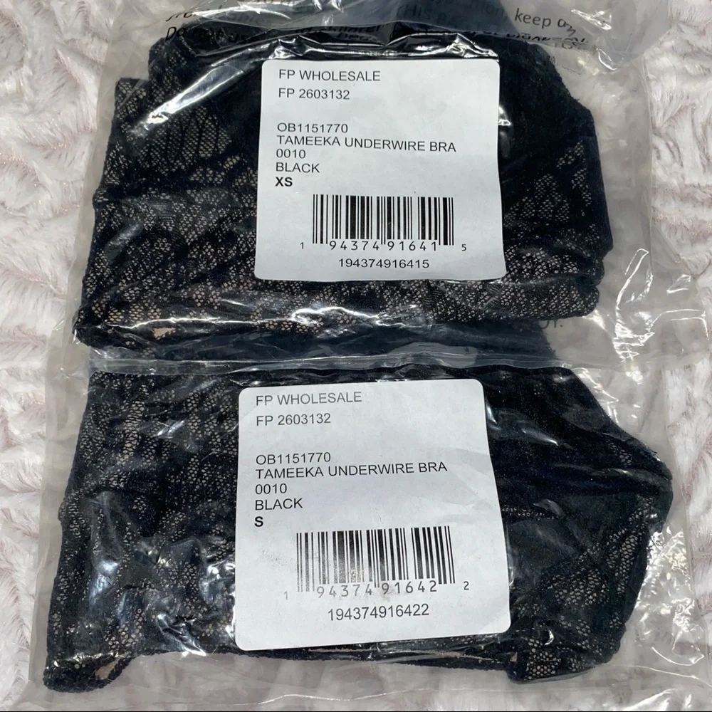 Free People Tameeka Underwire Sheer Lace Bra - NWT - Black - $48 retail - Picture 7 of 9